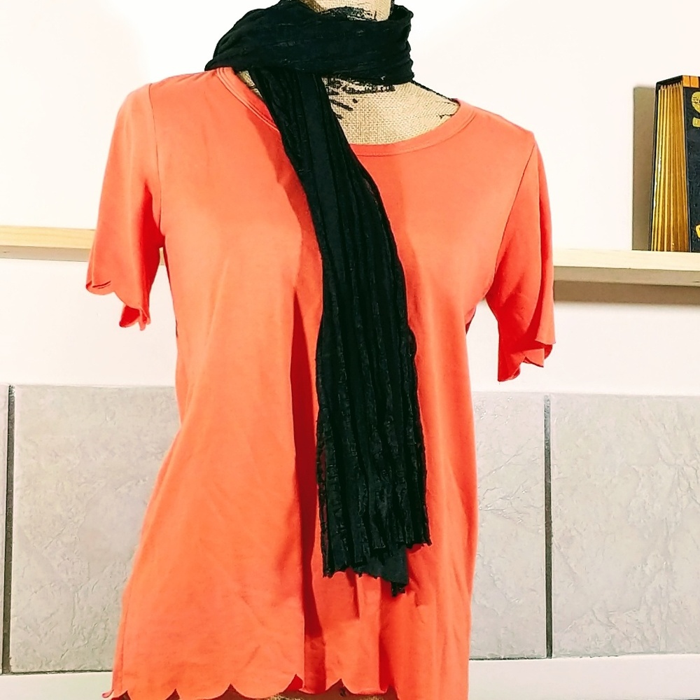 Black Scarf